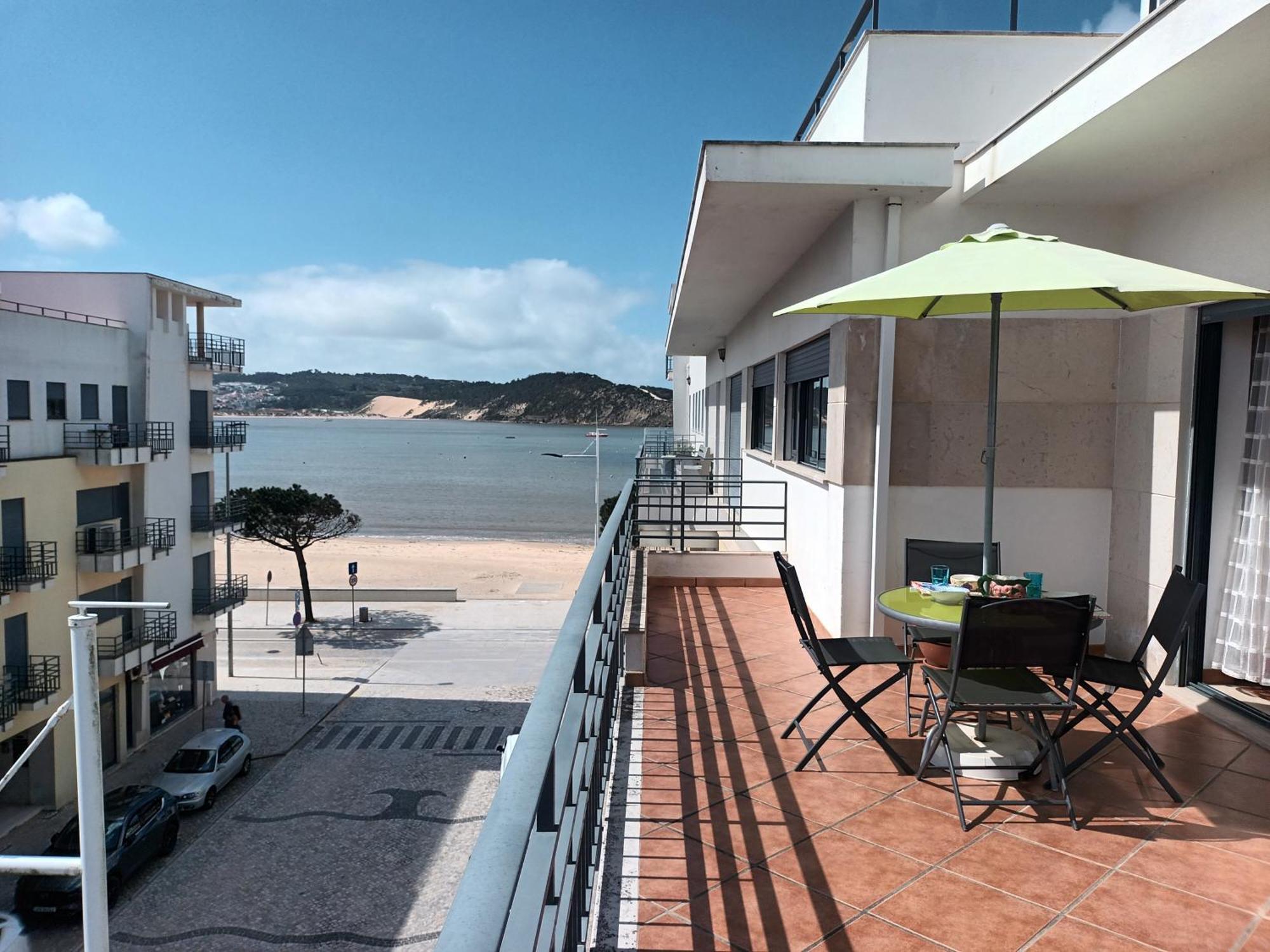 Terraco Da Baia Appartement São Martinho do Porto Buitenkant foto